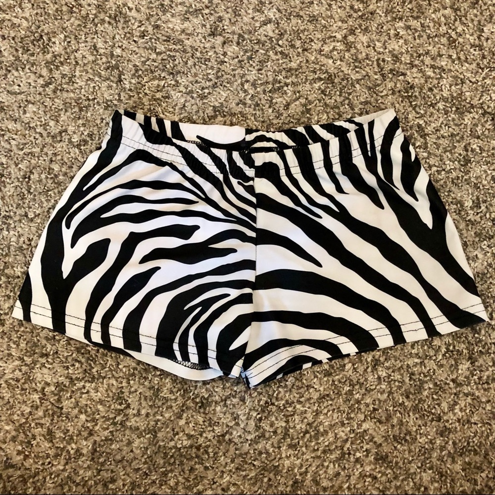 CLOSET CLEAR OUT- make offer! Donating soon!